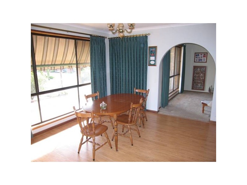 123 Osborne Street, Flora Hill VIC 3550