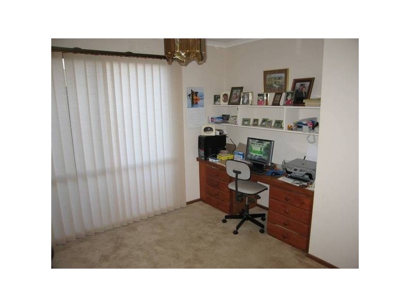 123 Osborne Street, Flora Hill VIC 3550