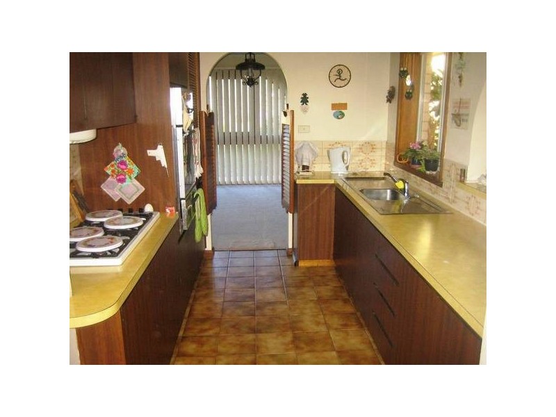 30 Olympic Parade, Kangaroo Flat VIC 3555