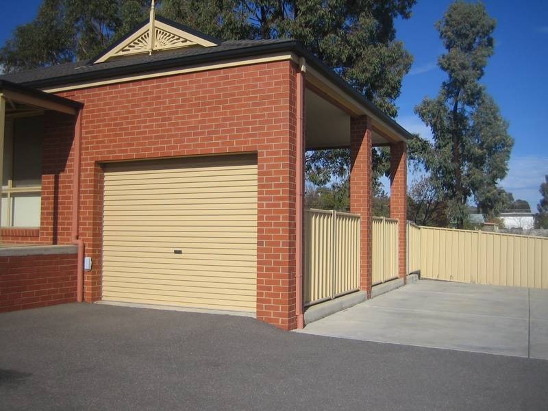 3/49 Church Street, Kangaroo Flat VIC 3555