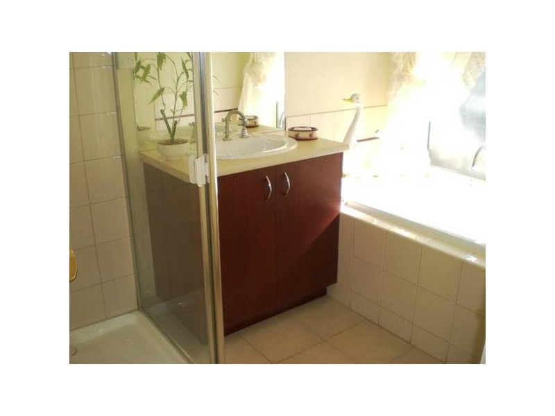 8 Candlewood Drive, Strathfieldsaye VIC 3551