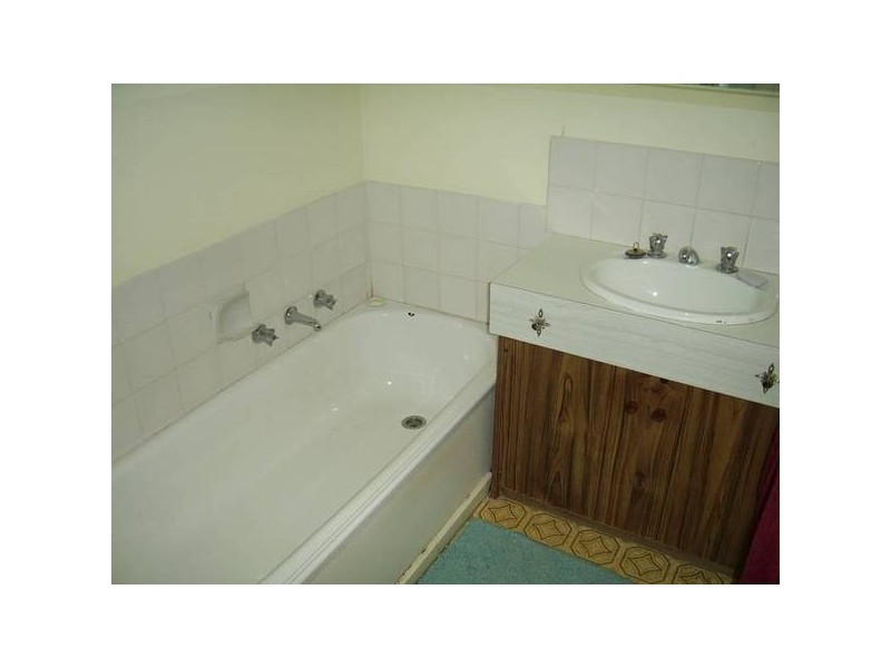 1/44 Wade Street, Golden Square VIC 3555