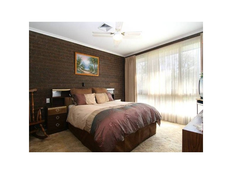 24 Wilkie Road, Junortoun VIC 3551