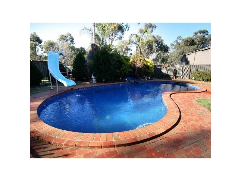 24 Wilkie Road, Junortoun VIC 3551