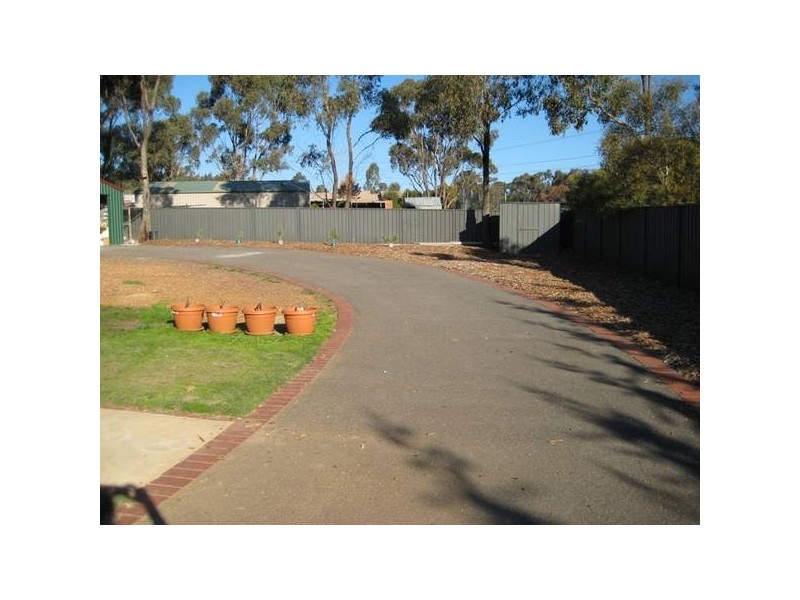 5 Collett Court, Maiden Gully VIC 3551