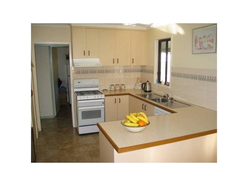 6 Averys Road, Eaglehawk VIC 3556