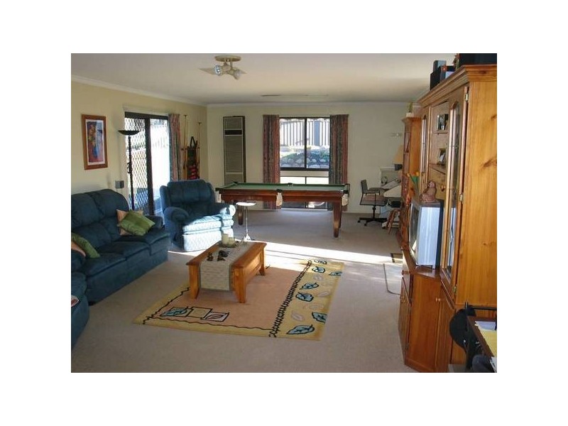 6 Averys Road, Eaglehawk VIC 3556