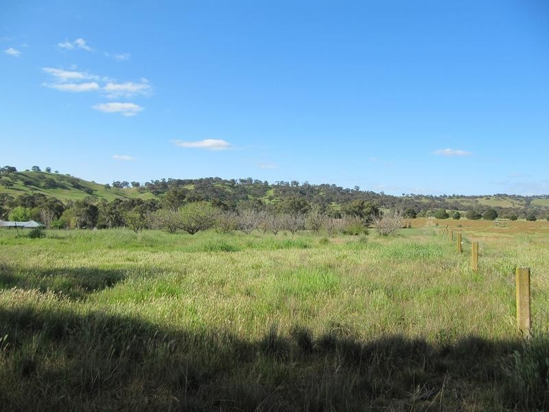 Wingrave Lane & Calder Alternate Highway (corner), Lockwood South VIC 3551