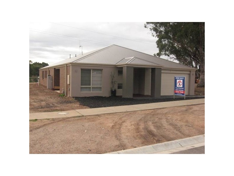 7 Duncan Court, Junortoun VIC 3551