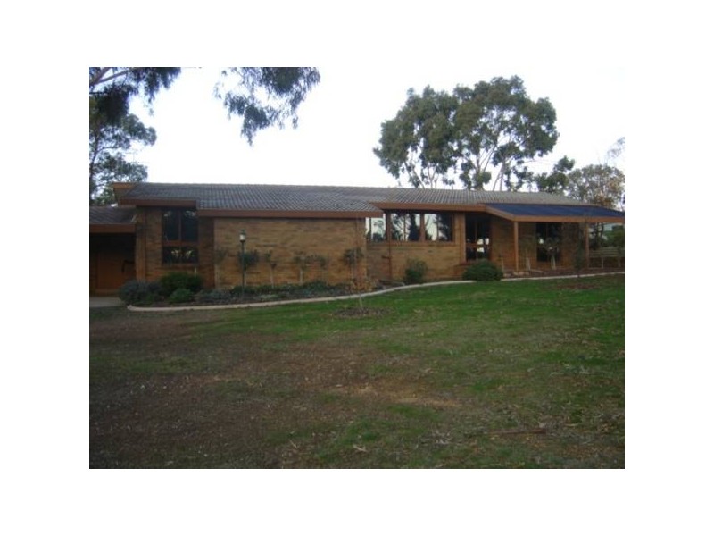 1 McInnes Road, Big Hill VIC 3555