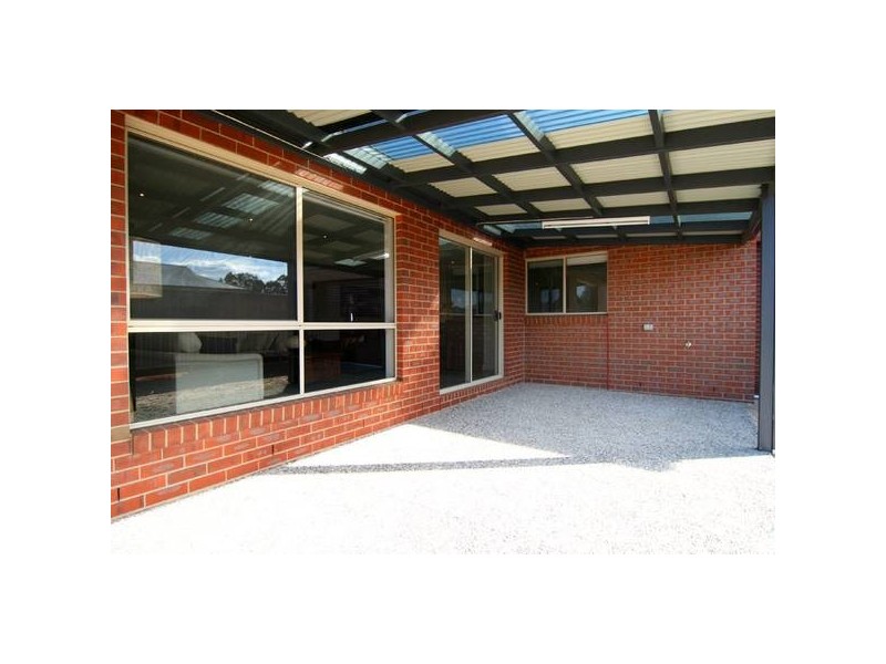 16 Hanover Place, Strathfieldsaye VIC 3551