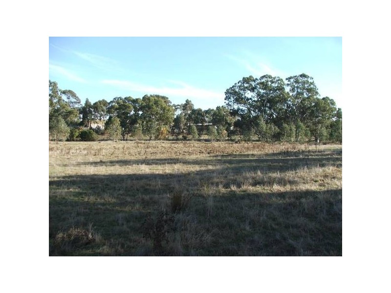 Strickland Rd & McGoldricks Court, East Bendigo VIC 3550