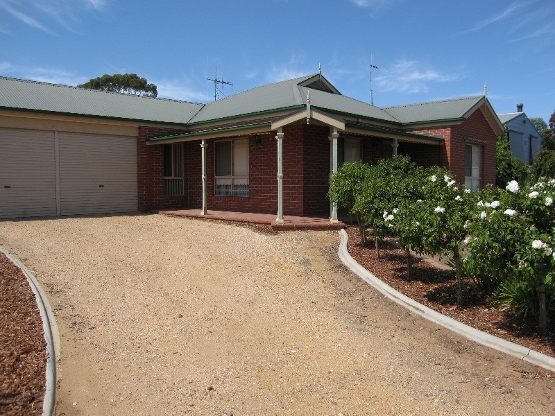 263 Allingham Street, Kangaroo Flat VIC 3555