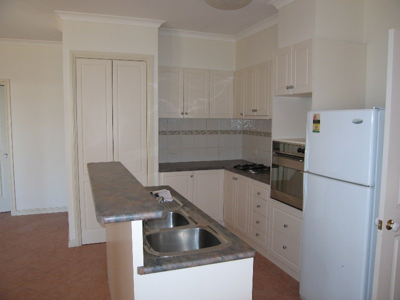 263 Allingham Street, Kangaroo Flat VIC 3555
