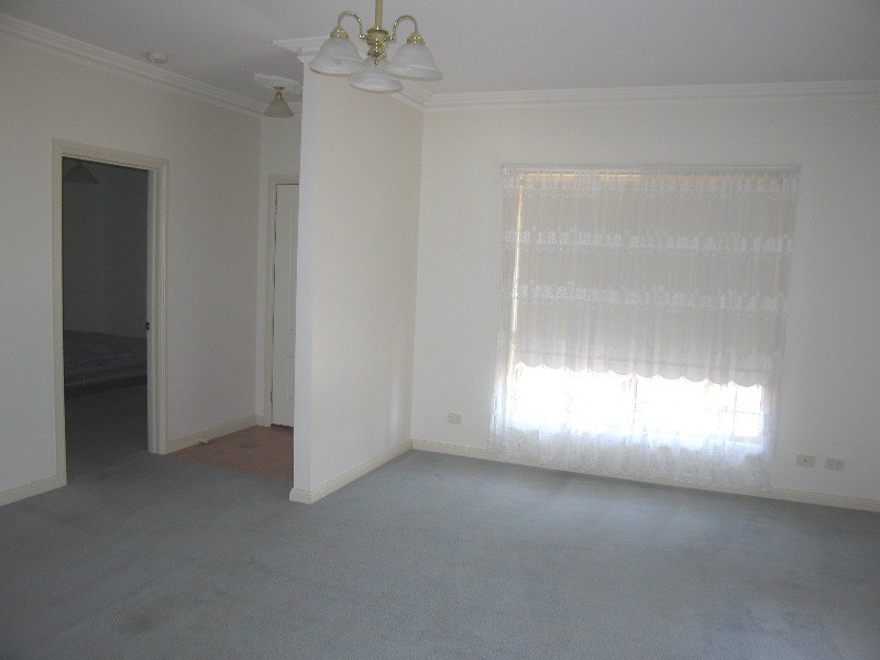 263 Allingham Street, Kangaroo Flat VIC 3555