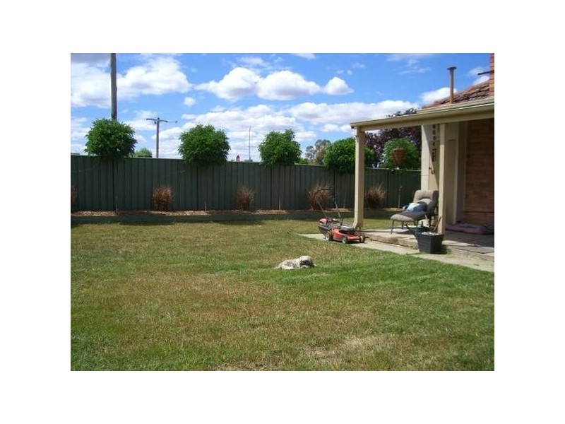 1 Ingleton Street West, Bendigo VIC 3550