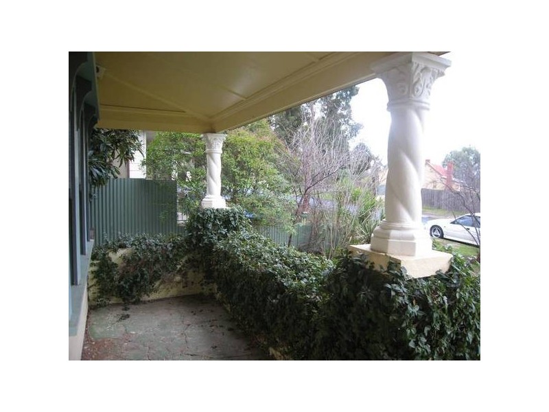 3 Cross Street, Long Gully VIC 3550