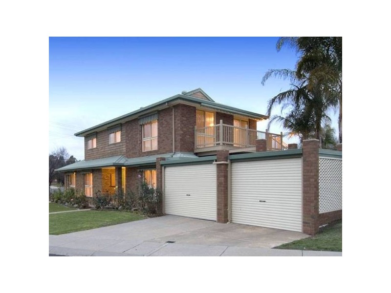 86 Symonds Street, Golden Square VIC 3555