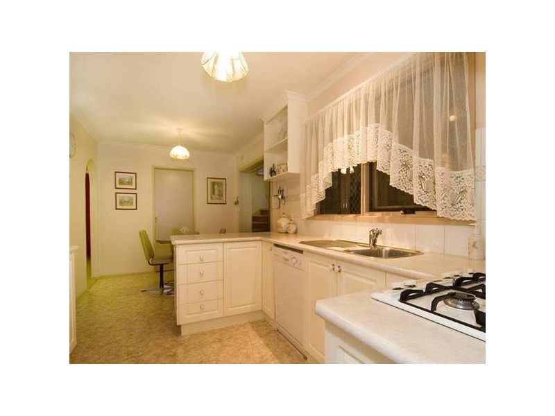 86 Symonds Street, Golden Square VIC 3555