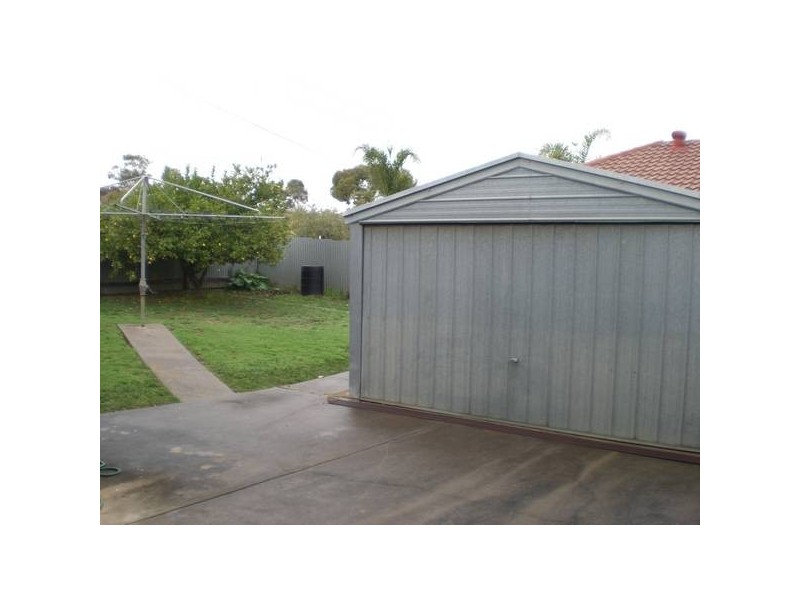 1 Grace Street, White Hills VIC 3550