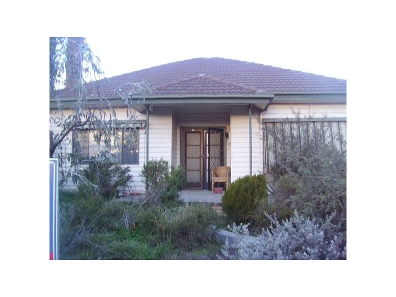 223 Neale Street, Flora Hill VIC 3550