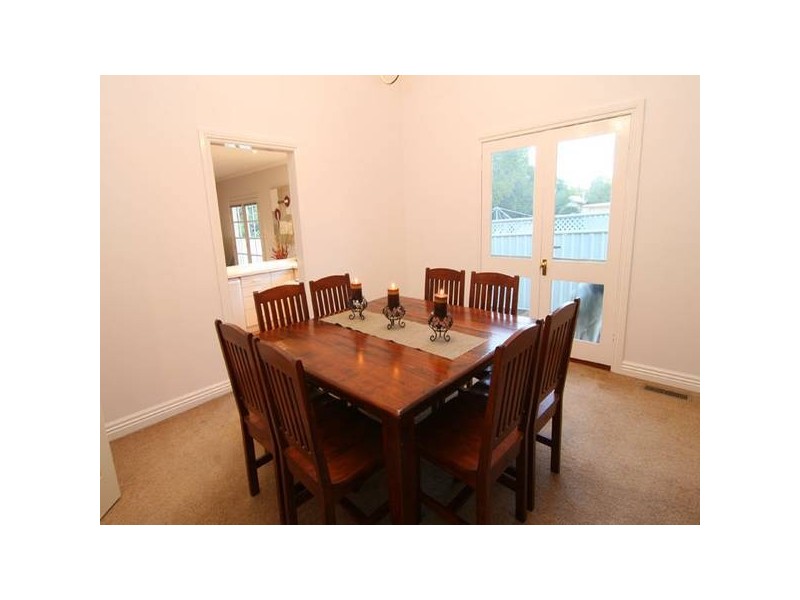 111 Carpenter Street, Quarry Hill VIC 3550