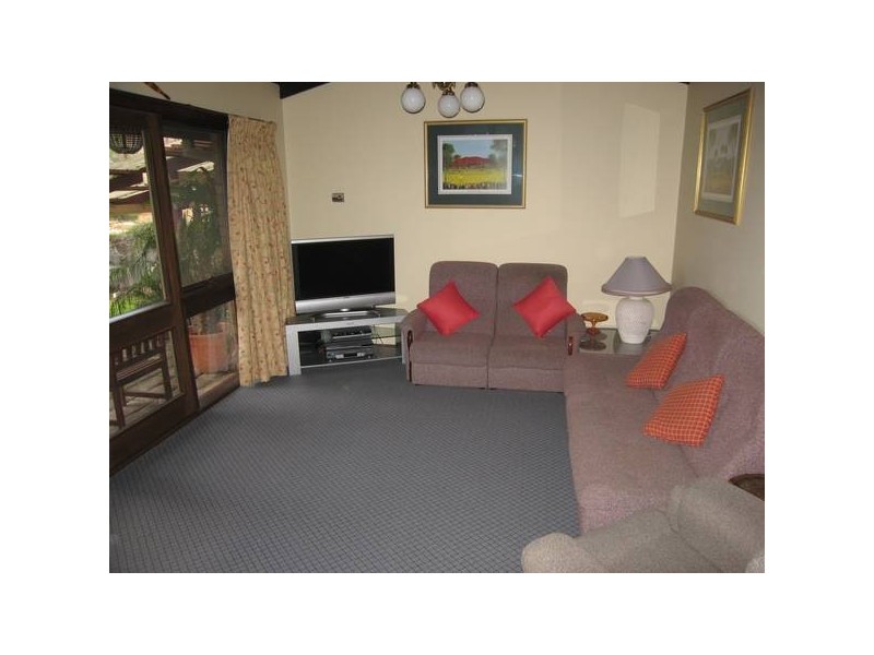 22 Walker Drive, Spring Gully VIC 3550