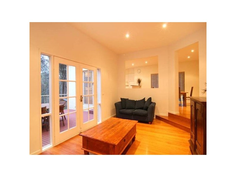 31 Braeside Drive, Junortoun VIC 3551