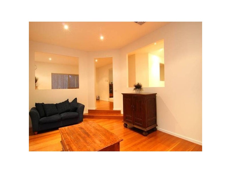 31 Braeside Drive, Junortoun VIC 3551