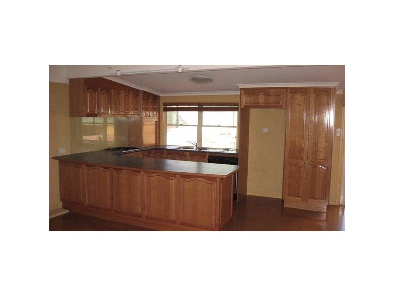 38 Glencoe Street, Kennington VIC 3550