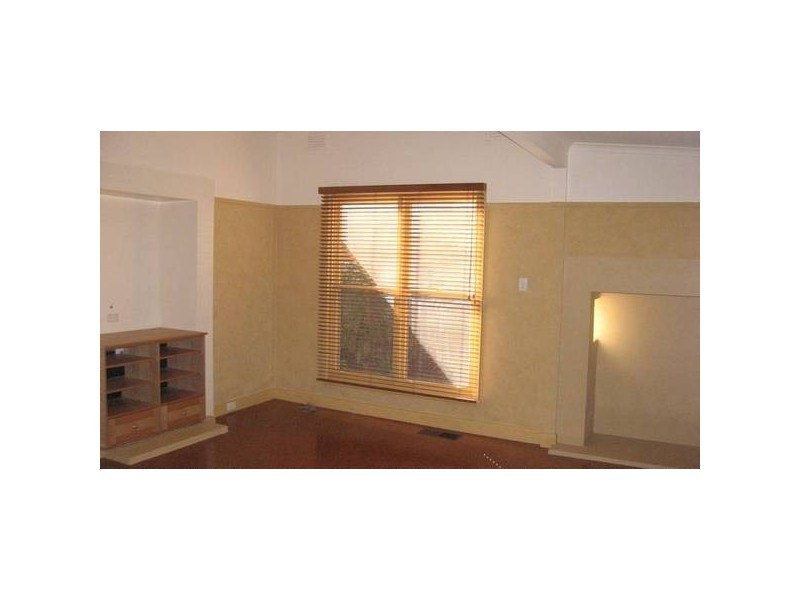 38 Glencoe Street, Kennington VIC 3550