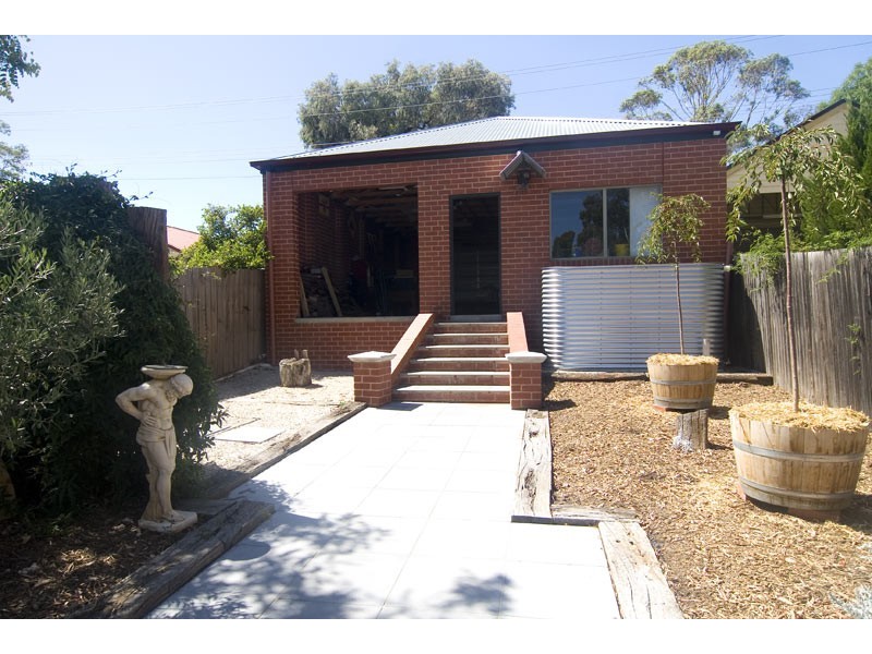 95 Olinda Street, Quarry Hill VIC 3550