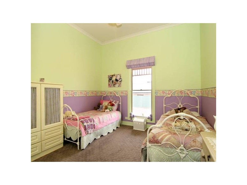 22 Meadows Way, Maiden Gully VIC 3551