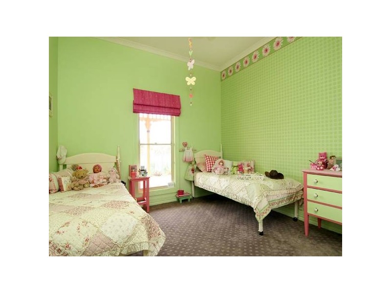 22 Meadows Way, Maiden Gully VIC 3551