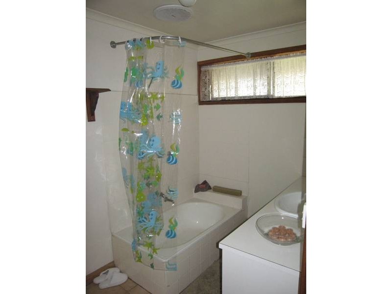 1 Apsley Street, Strathfieldsaye VIC 3551