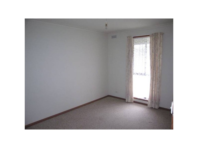 1 Apsley Street, Strathfieldsaye VIC 3551