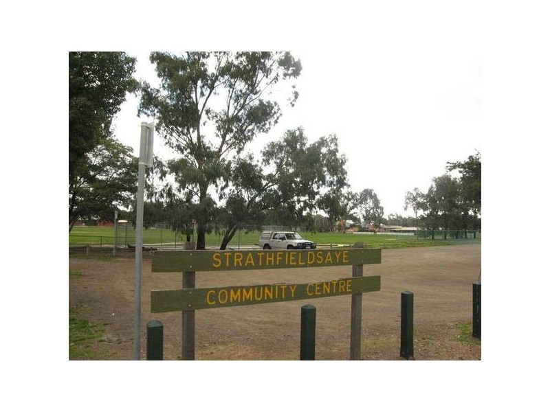 1 Apsley Street, Strathfieldsaye VIC 3551