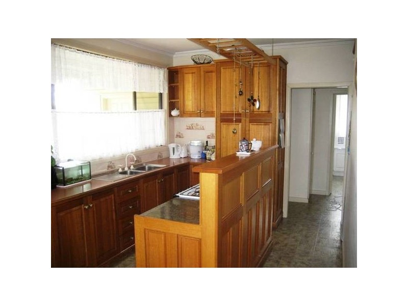 11 Rowe Street, Golden Square VIC 3555