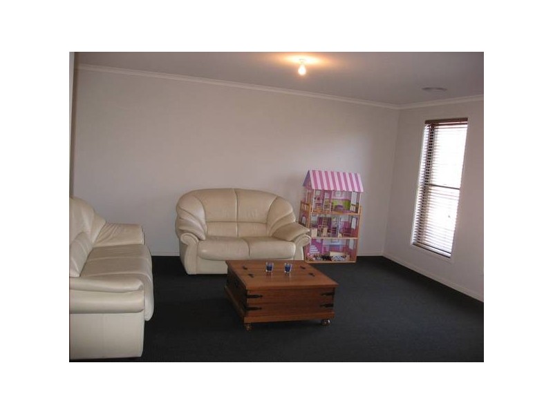 4 Arlington Court, Maiden Gully VIC 3551