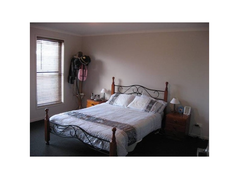 4 Arlington Court, Maiden Gully VIC 3551