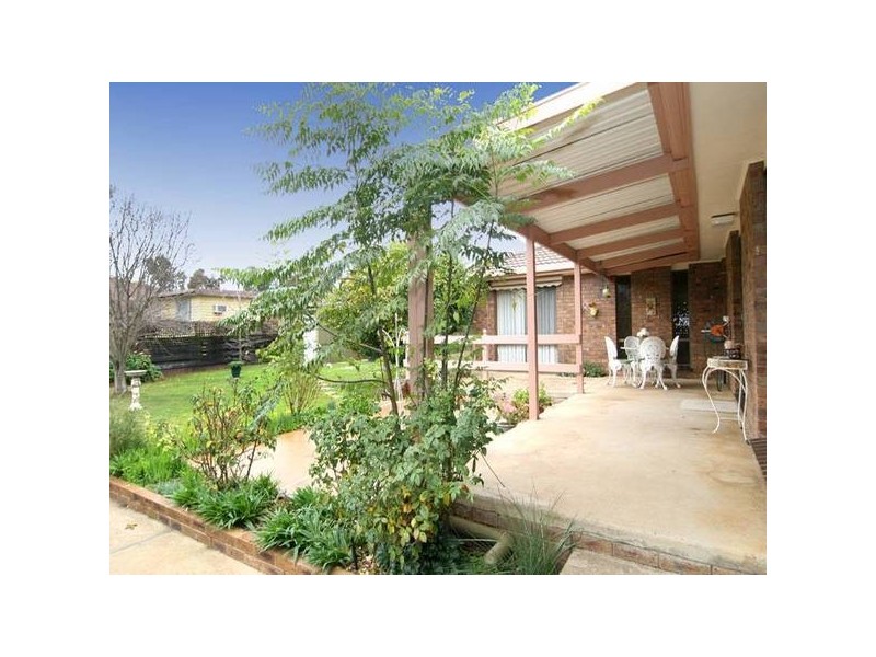 19 Ridgeway Crescent, Flora Hill VIC 3550