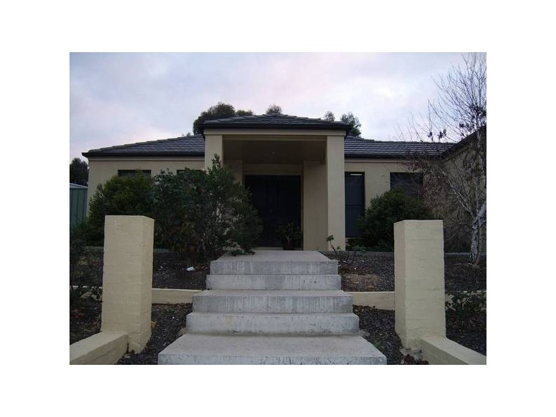 28 Keogh Drive, Spring Gully VIC 3550