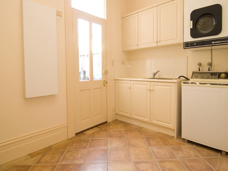 6 Brodie Street, Quarry Hill VIC 3550