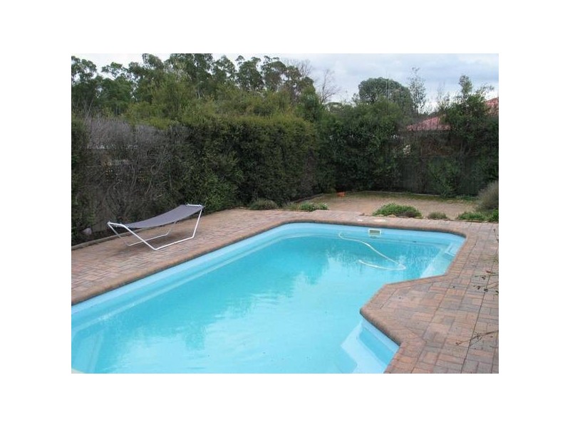 4 Georgina Court, Spring Gully VIC 3550
