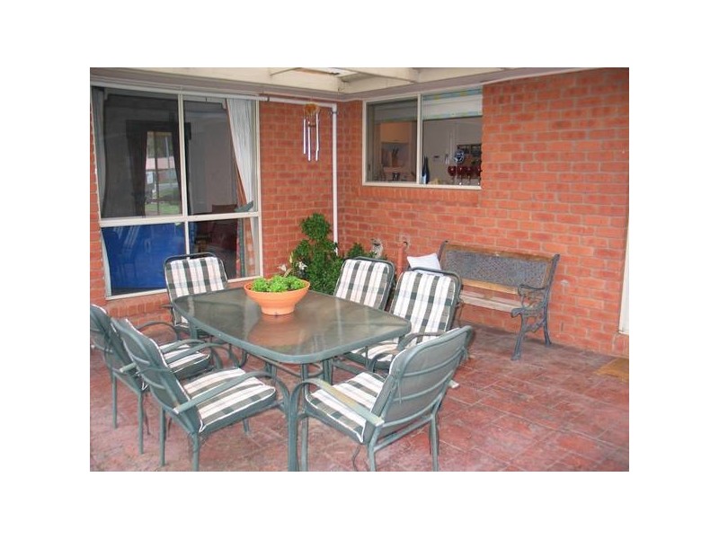 4 Georgina Court, Spring Gully VIC 3550
