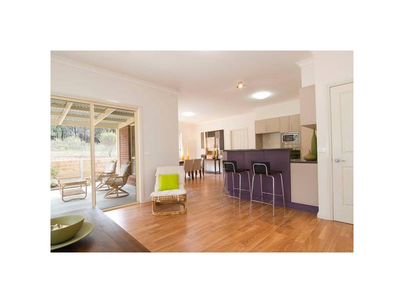 2 Dunes Court, Eaglehawk VIC 3556