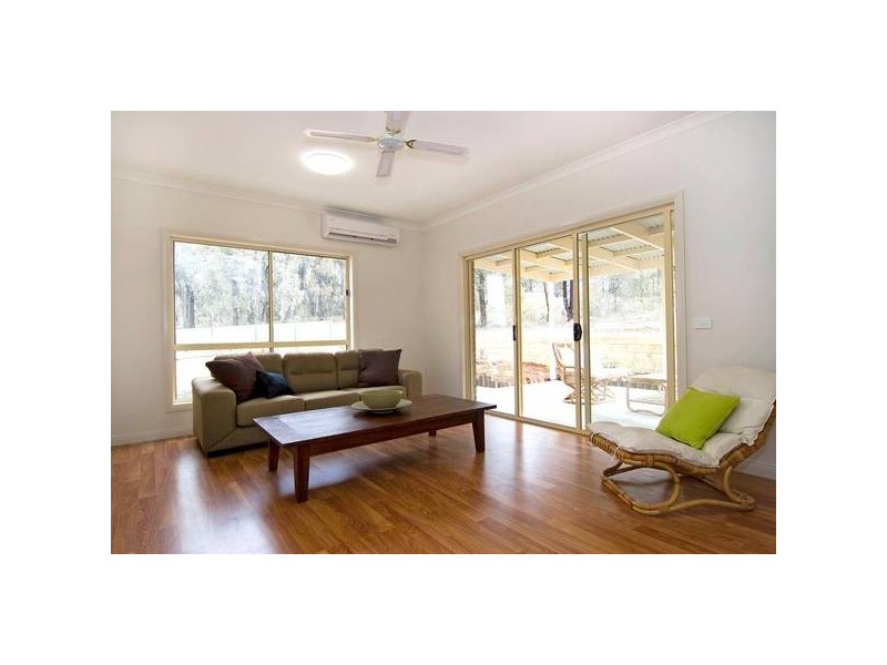 2 Dunes Court, Eaglehawk VIC 3556