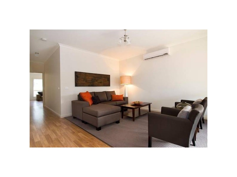 2 Dunes Court, Eaglehawk VIC 3556