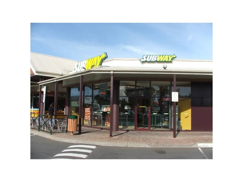 Shop 27 Edwards Street, Kennington VIC 3550
