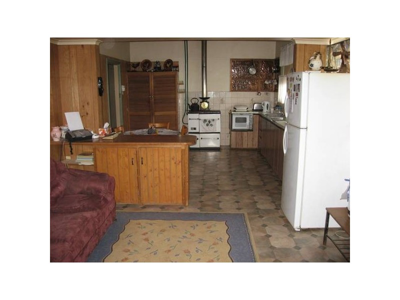 1 Sheppards Lane, Neilborough VIC 3570